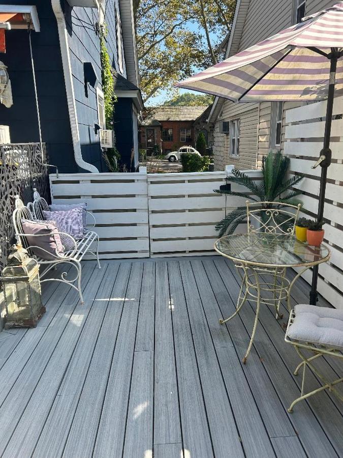 Adorable 1 Bedroom Cottage New York Eksteriør billede